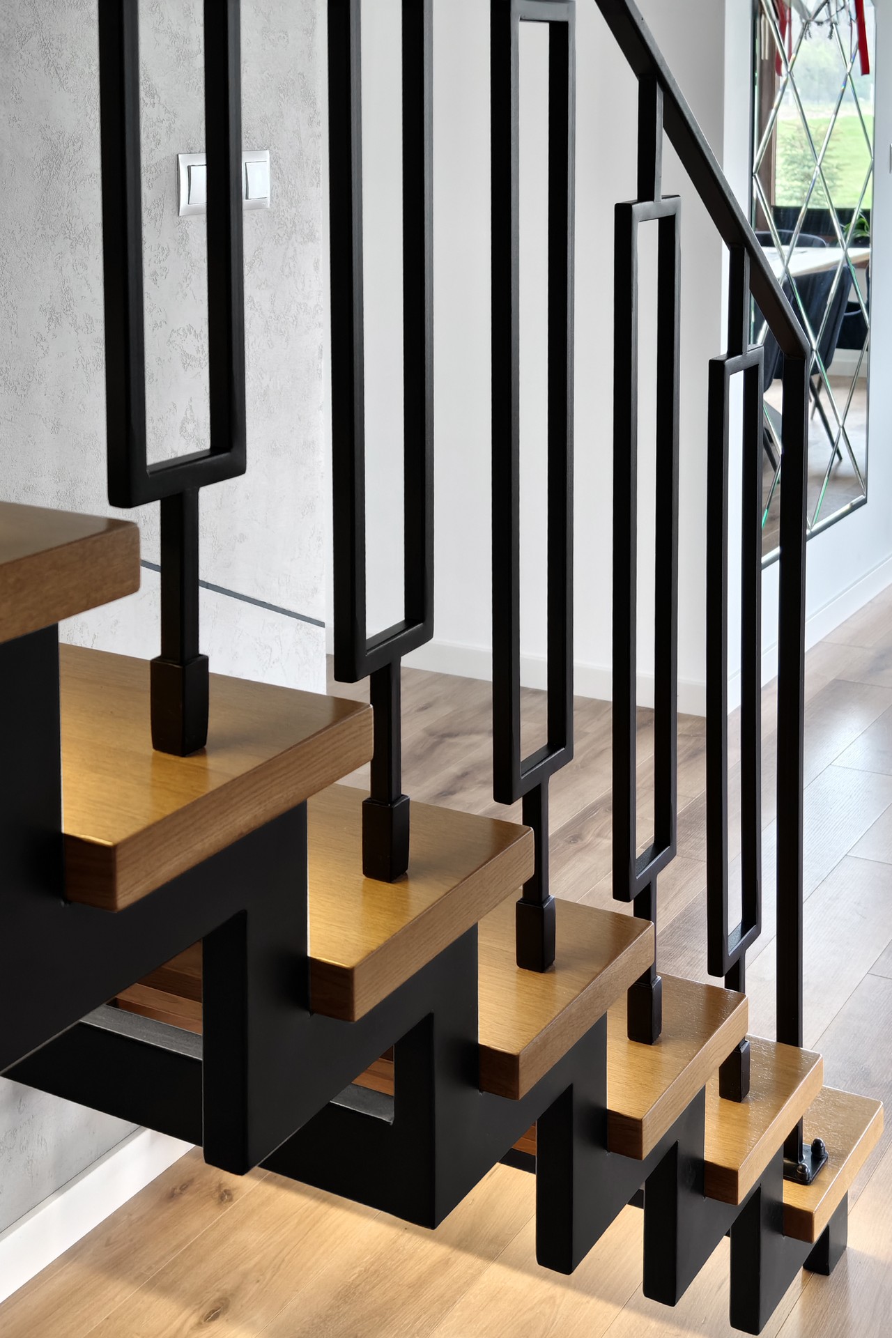 balustrada schodowa art deco detal