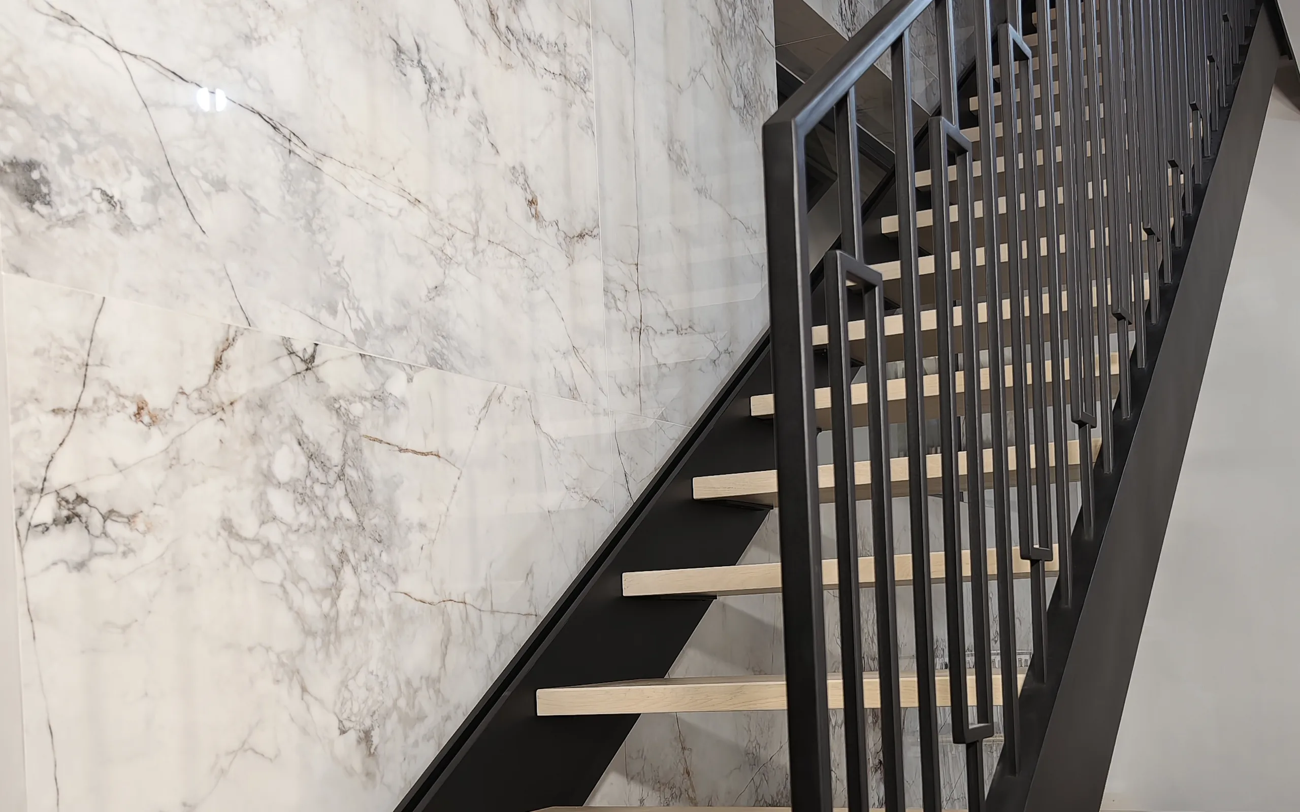 czarna balustrada art deco wyszkow