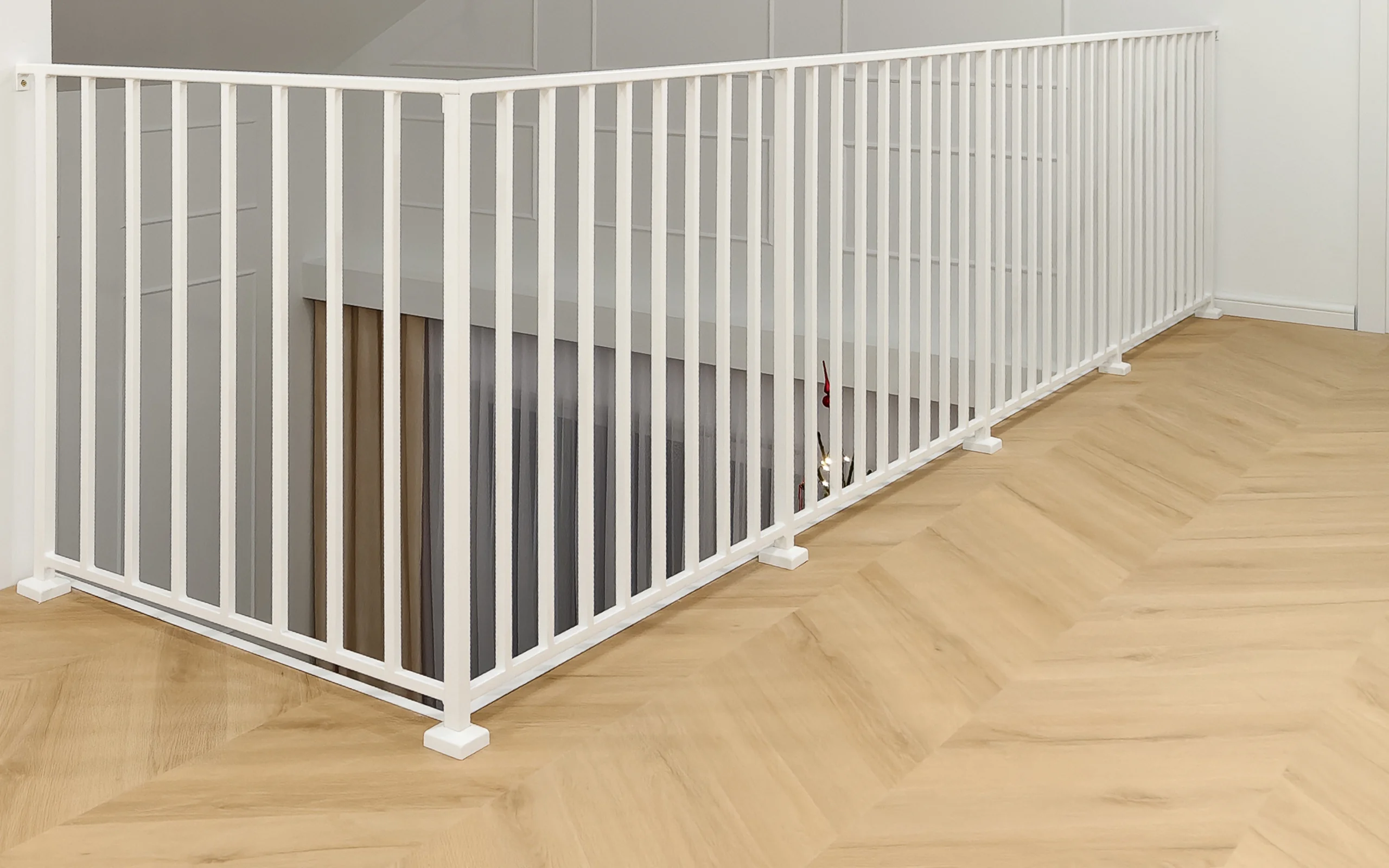 metalowa balustrada wewnetrzna drzewica