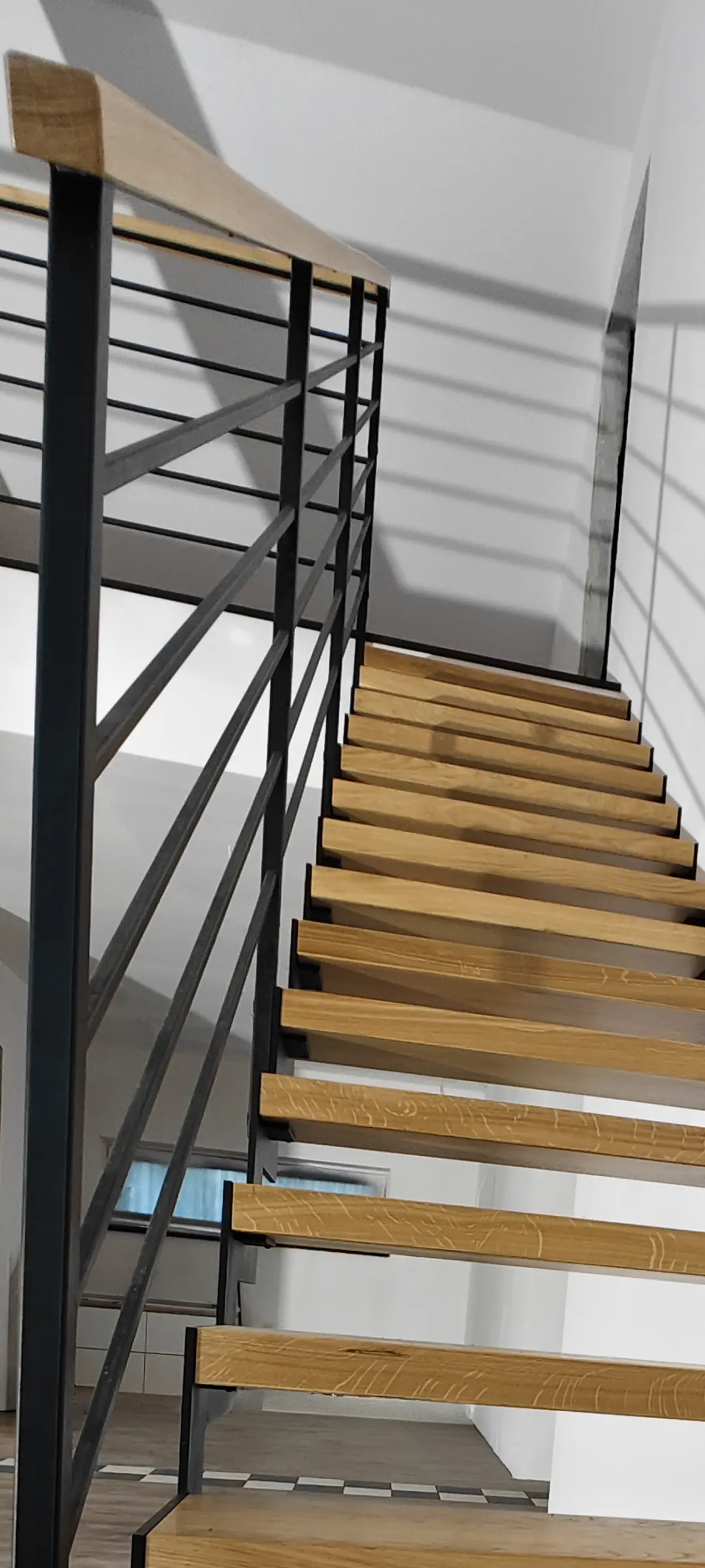 nowoczesne schody debowe azurowe zyrardow progresmet