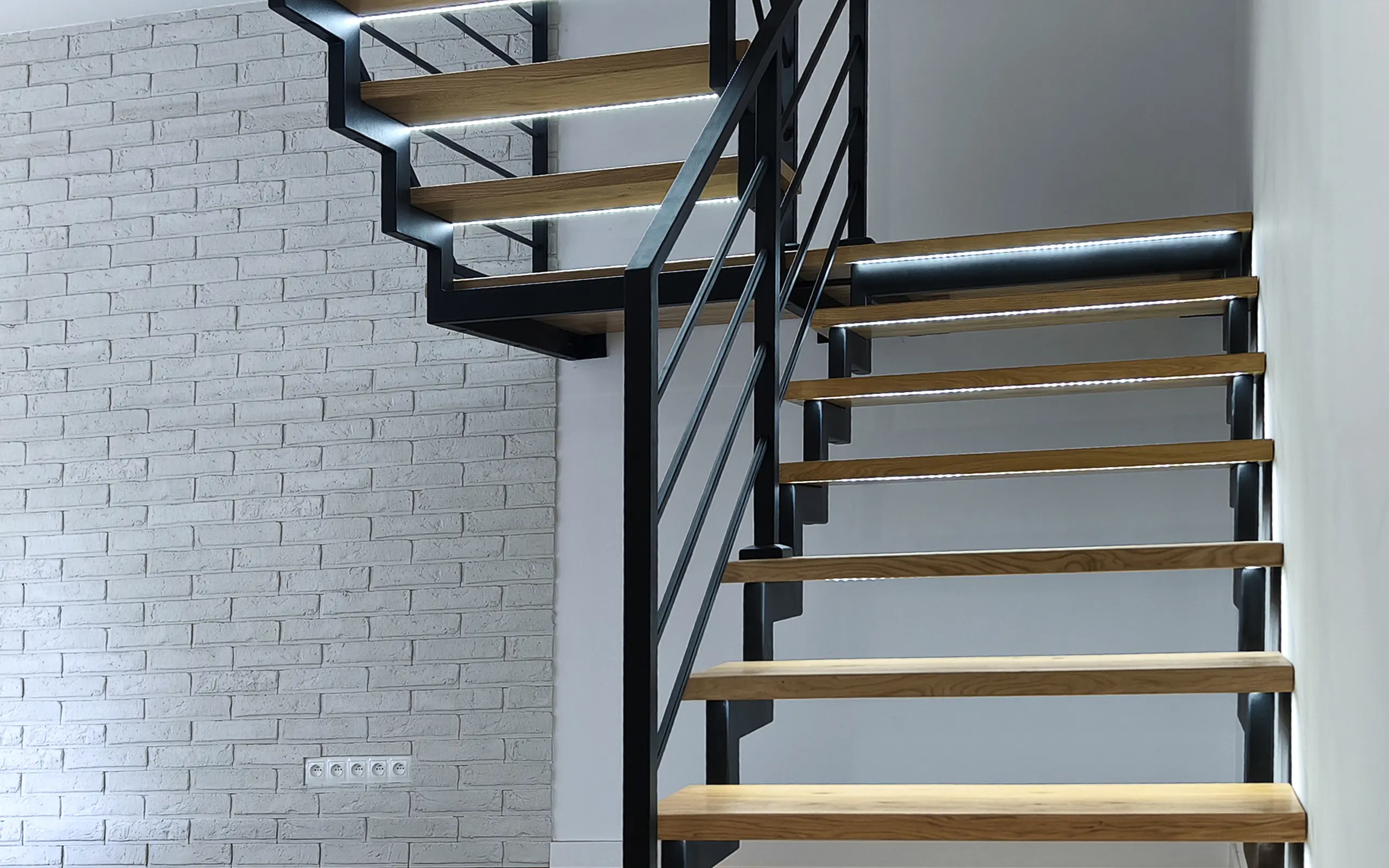 podswietlenie led stopni schody stalowe progresmet