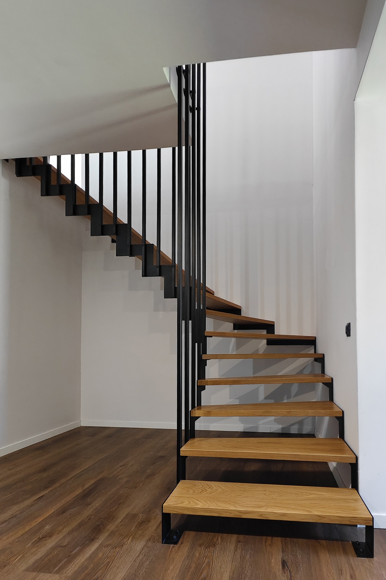 schody zygzak grojec progresmet