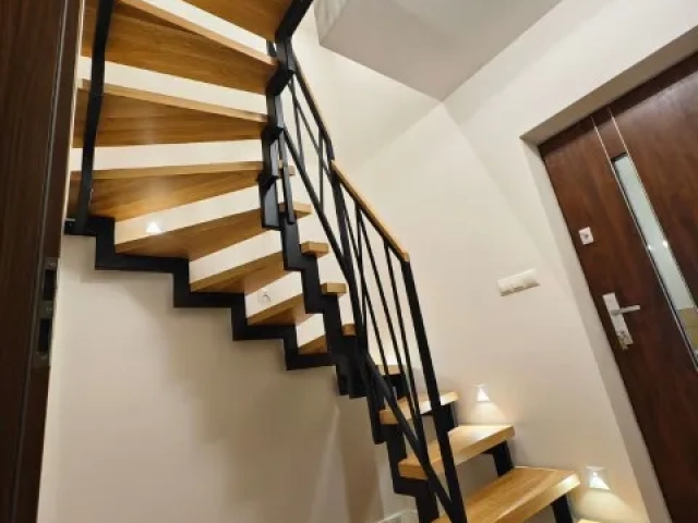 schody-loftowe-zygzak-led-scienne-legionowo-progresmet